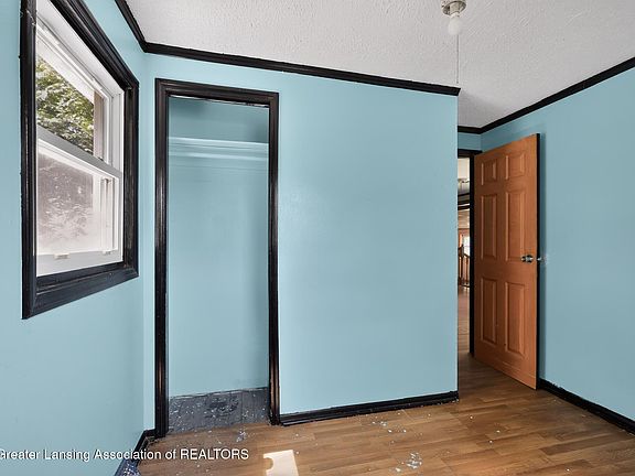 12th image of 1600 Decamp Rd