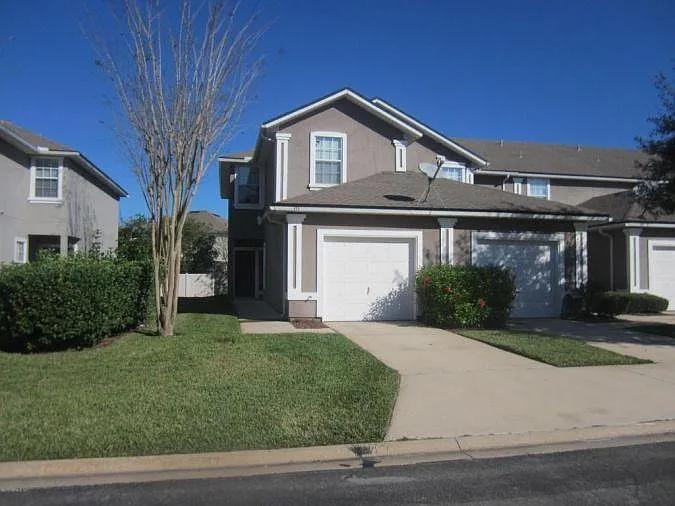 529 Scrub Jay Dr