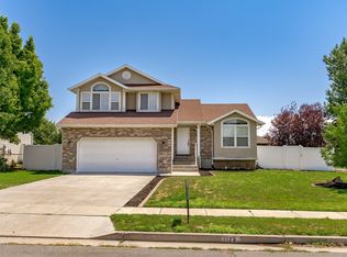 1123 W 1520 N, Clinton, UT 84015