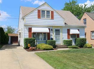 15817 Edgewood Ave, Maple Heights, OH