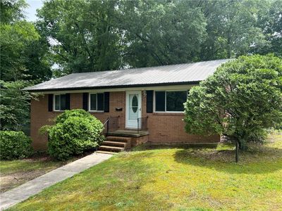 240 Byerly St, Mount Airy, NC, 27030