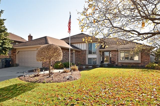 1st image of 8225 Chertsey Ct