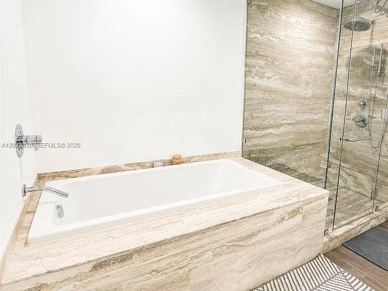 2900 NE 7th Ave #707 — Photo 26