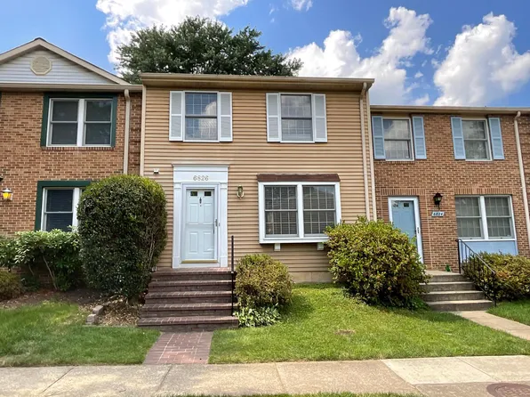 6826 Deer Spring Ct, Falls Church, VA 22043