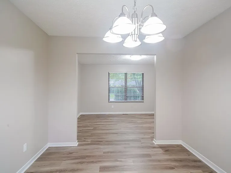 3420 Wedgewood Dr — Photo 7