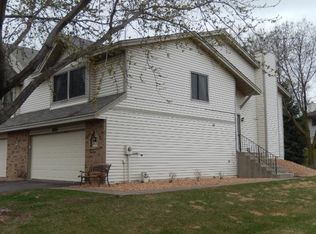 6585 Falstaff Rd, Woodbury, MN 55125