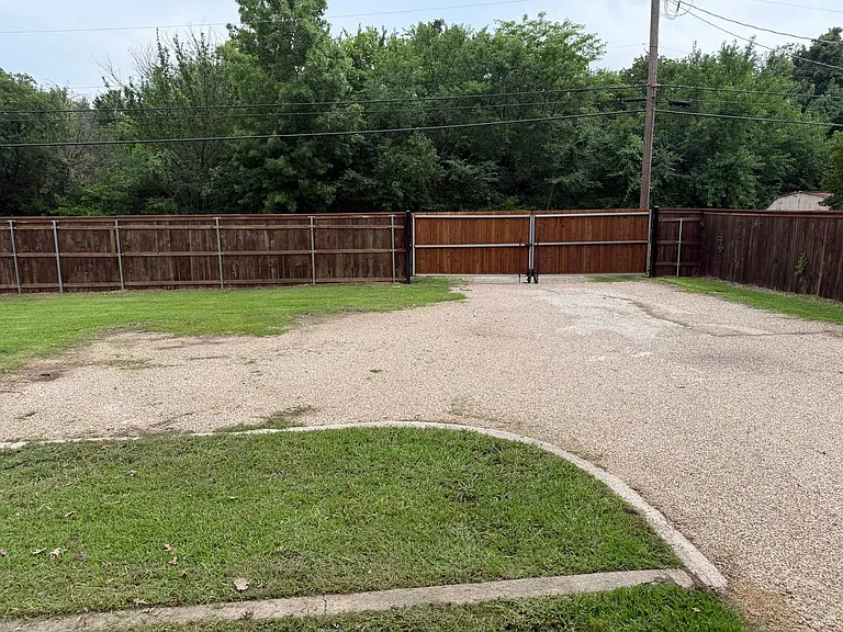 216 Randy Dr — Photo 26