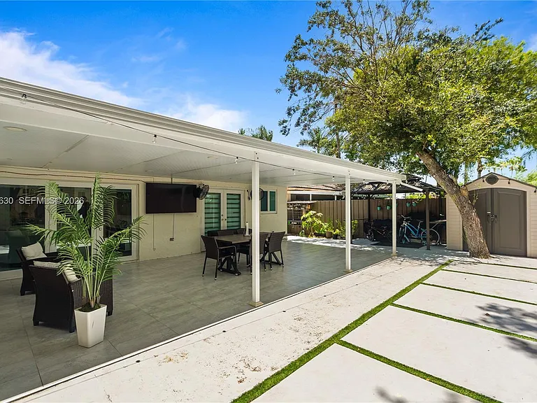 8842 SW 215th Ln — Photo 55