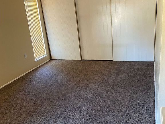 5th image of 7601 ANTIQUE OAK ST