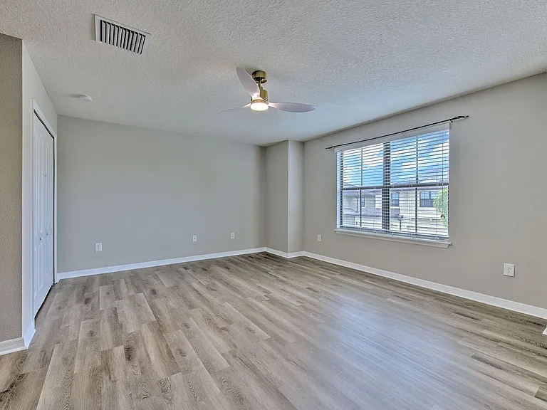 5116 Bay Isle Cir — Photo 34