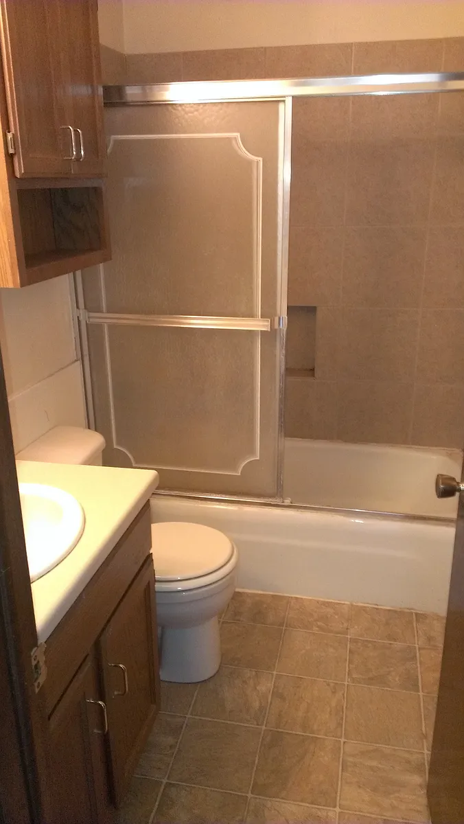 Building Photo - 904 Hackberry Dr #3