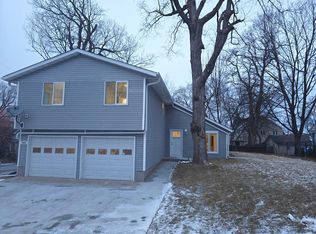 5051 Woodland Rd, Mound, MN 55364