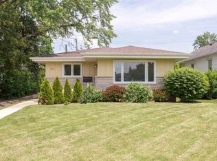 1212 E Mishawaka Ave, Mishawaka, IN 46544