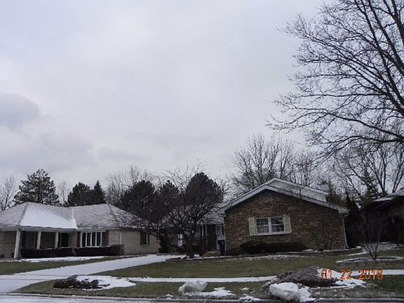 4th image of 16846 Luella Ave
