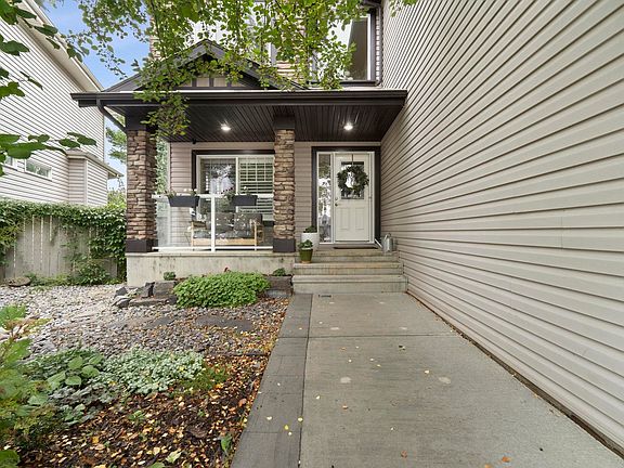 4th image of 331 Callaghan Close SW