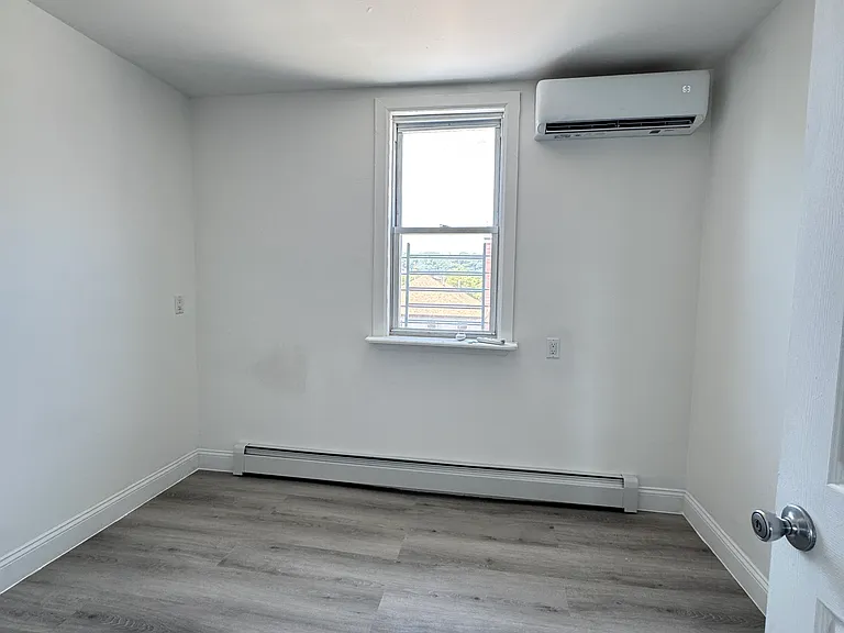 348 Mosel Ave #2 — Photo 11