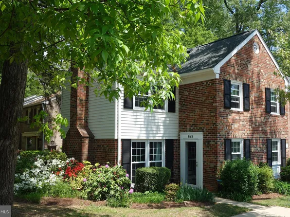 865 Azalea Dr #26, Rockville, MD 20850