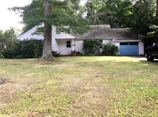 56 Eastwood Rd, Groton, CT 06340