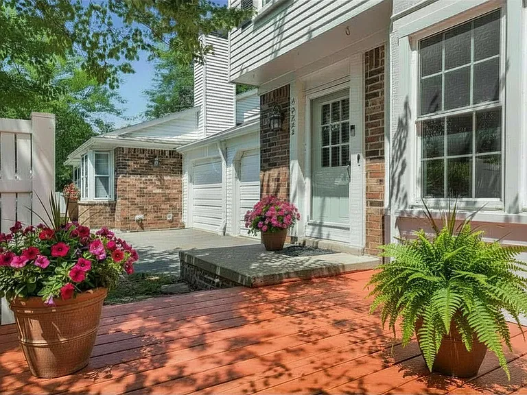 42253 Old Pond Cir — Photo 18