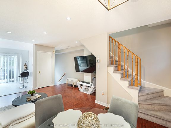 5th image of 1865 Kingston Rd Unit 60