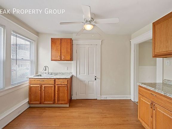 3rd image of 2549 University Ct APT 4