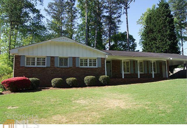 1st image of 2818 Staunton Dr SE