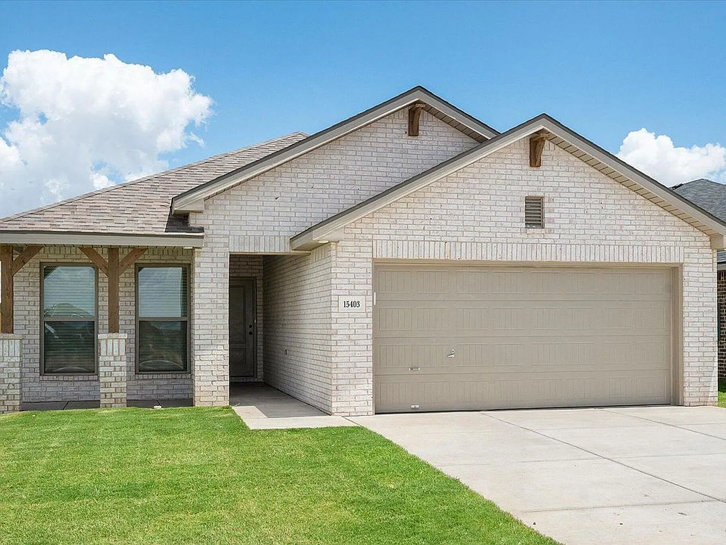 Spacious 4-Bedroom Home with 2-Car Garage & Covered Patio — Photo 1