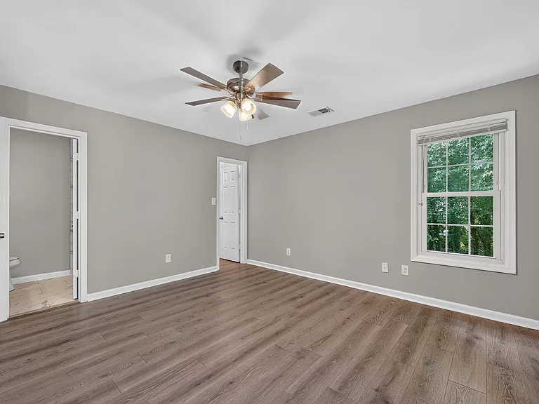 138 Springstead Ct SW — Photo 9