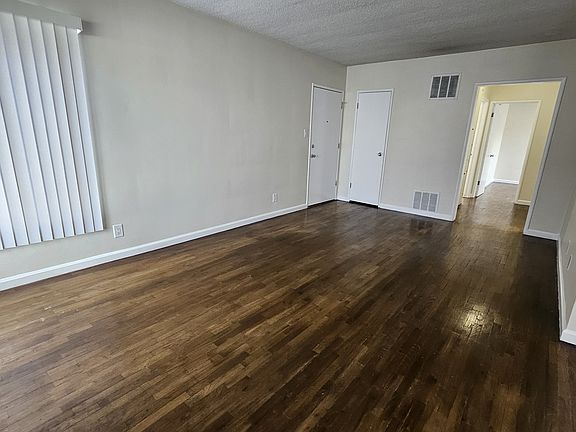 3rd image of 5707 Camerford Ave APT 10