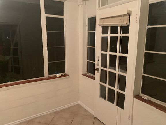 4th image of 4744 10th Ave N