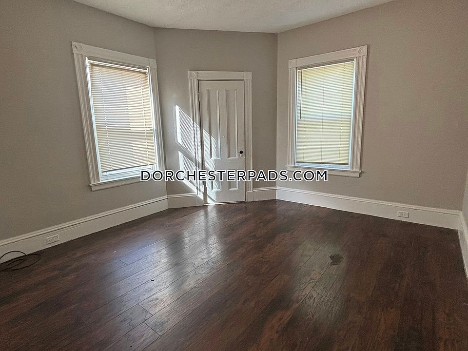 1st image of 72 Stanton St APT 2