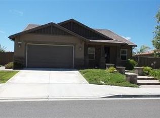 1749 Glenn Crawford St, Fallbrook, CA 92028