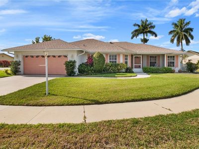 100 Chamonix Ct, Naples, FL, 34112
