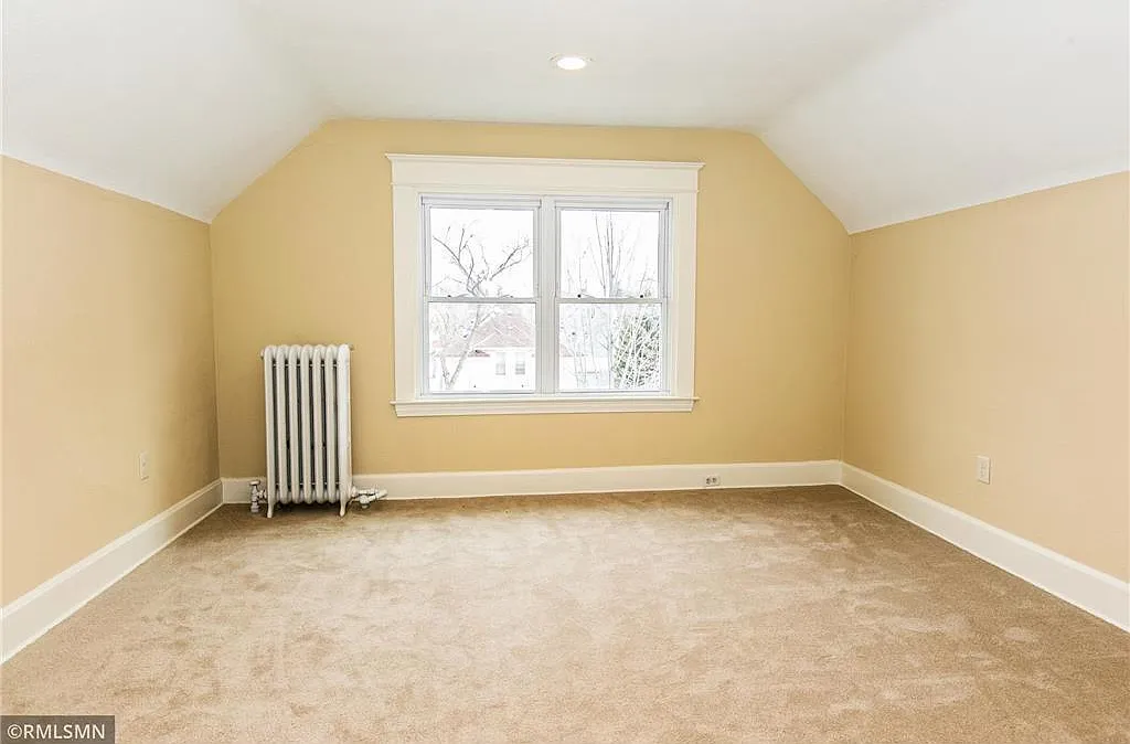 2 bed, 1300 sqft, $1,395 — Photo 3