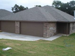 124 N Line St, Weatherford, TX 76086