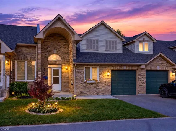 50 Rice Ave #37, Hamilton, ON L9C 7S8