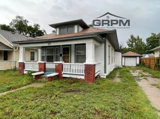 322 W 7th Ave, Hutchinson, KS 67501