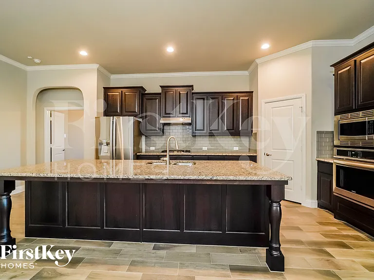 15013 Gladstone Dr — Photo 6