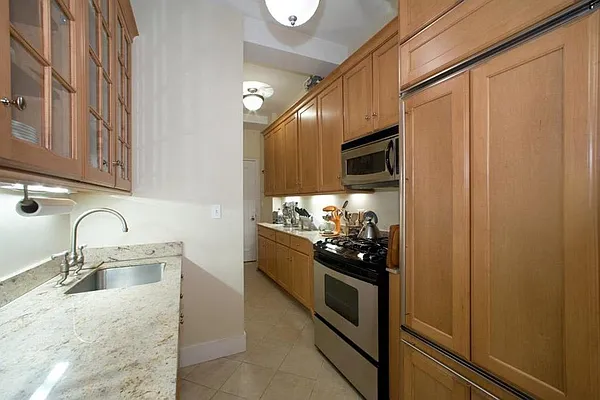 Sold by Corcoran | media 13