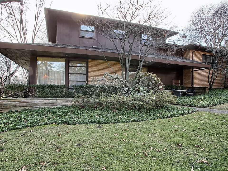 1st image of 8675 Nadine Ave