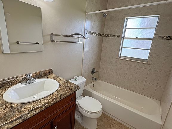 2nd image of 4204 W Ohio Ave APT A