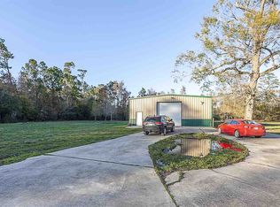 8944 S Terry Rd, Orange, TX 77630