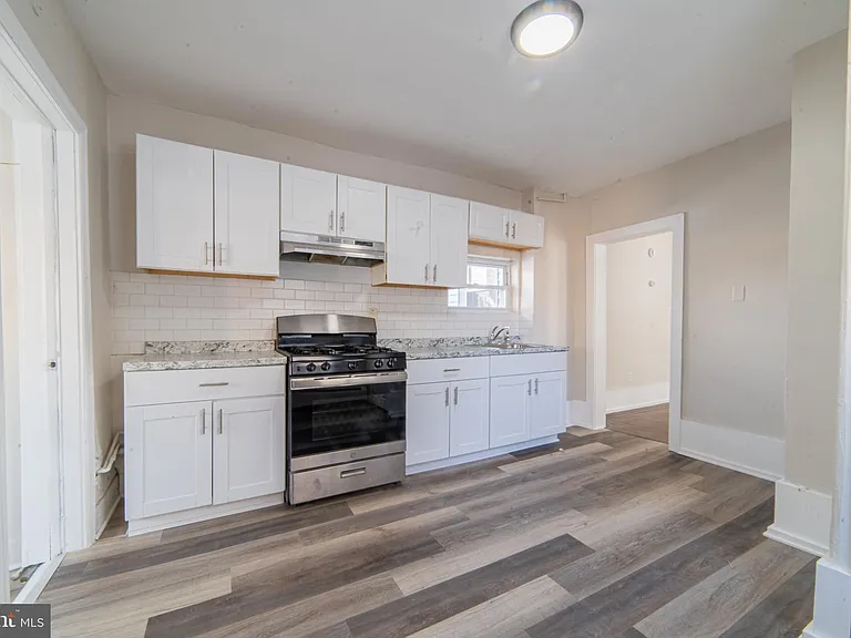 21 N Laclede Pl — Photo 12