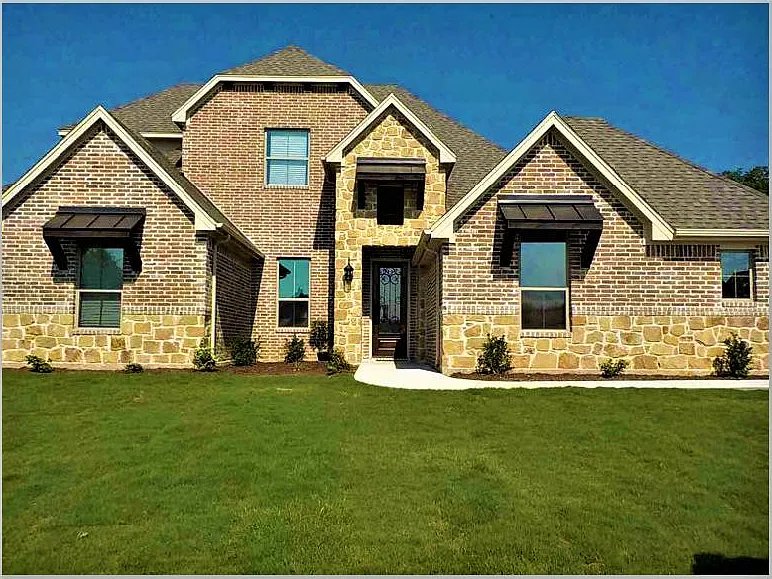 4 bed, 2843 sqft, $3,300 — Photo 4