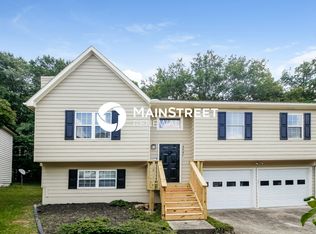 4207 New Towne Dr, Powder Springs, GA 30127