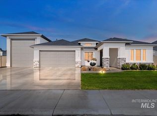 12156 W Cobalt Lake Dr, Star, ID 83669