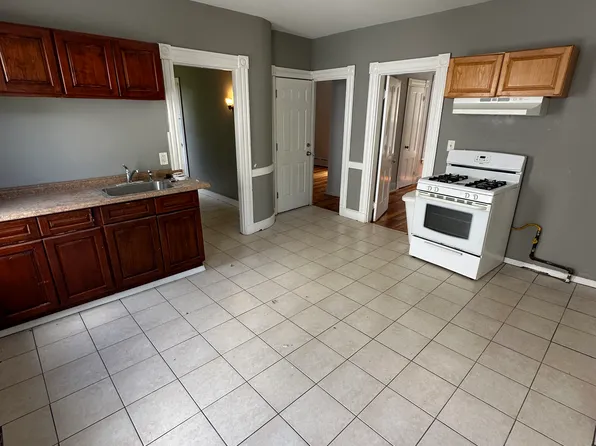 1225 Bank St Floor 1, Waterbury, CT 06708