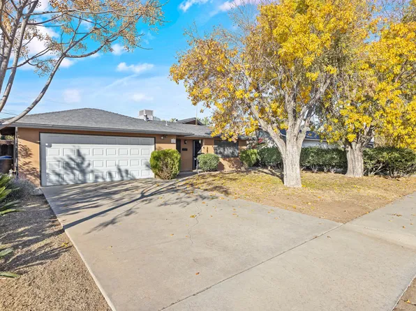 359 S Gloria Avenue, Dinuba, CA 93618