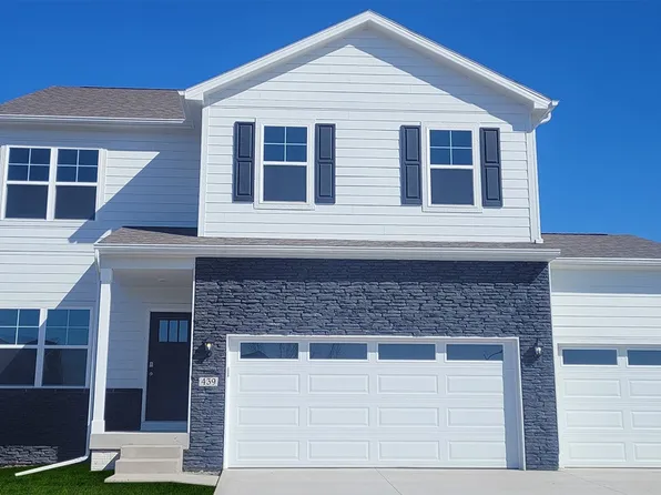439 Creekview Ave, Polk City, IA 50226