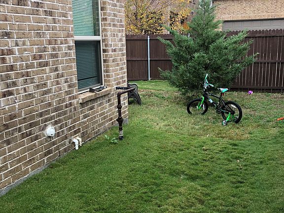 4th image of 3021 Monford Dr
